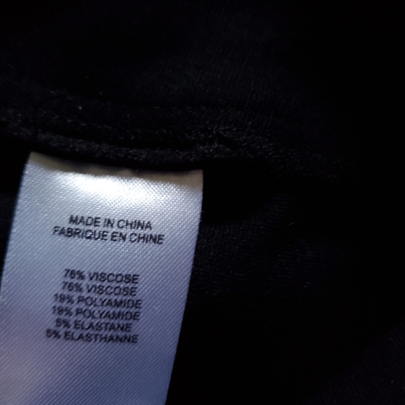 Theory High Waisted Pleated Pencil skirt Black Color Size 2 XS - Picture 6 of 9